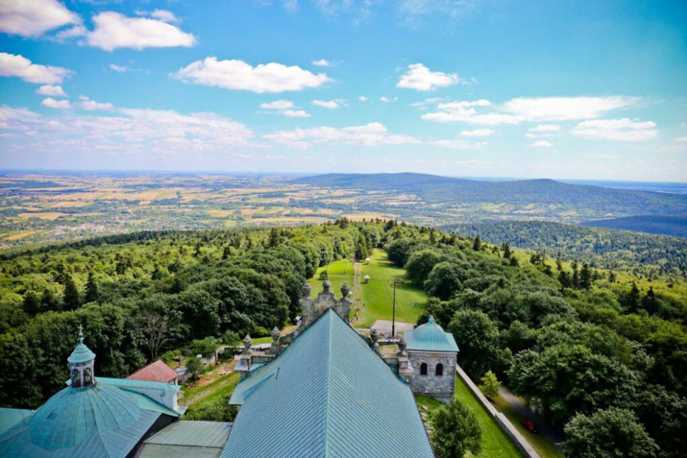 Panorama Gór Świętokrzyskich z klasztoru na Świętym Krzyżu